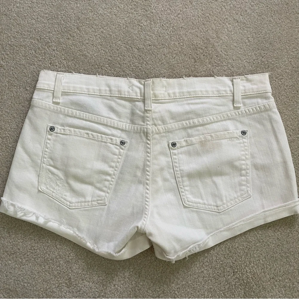 Vince White Jean Shorts - Picture 4 of 4